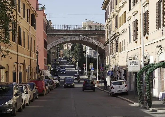 Quiet Vatican Hideaway, 1 Min To Train Station Apartamento Roma